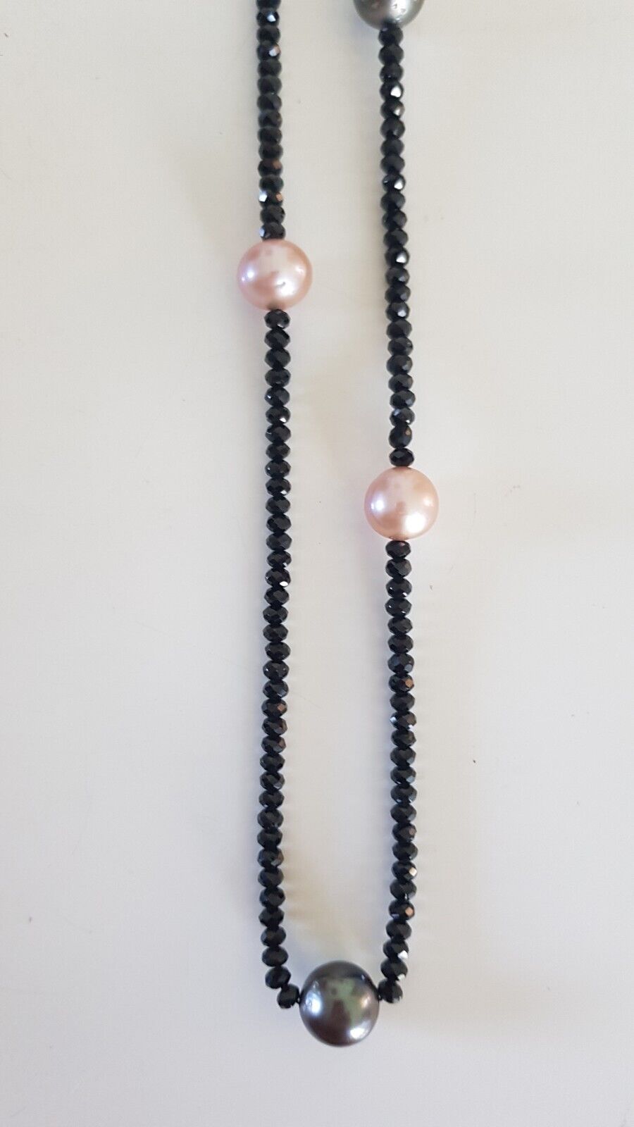 Tahiti- und rosa Ming Perlen Kette 90 cm lang